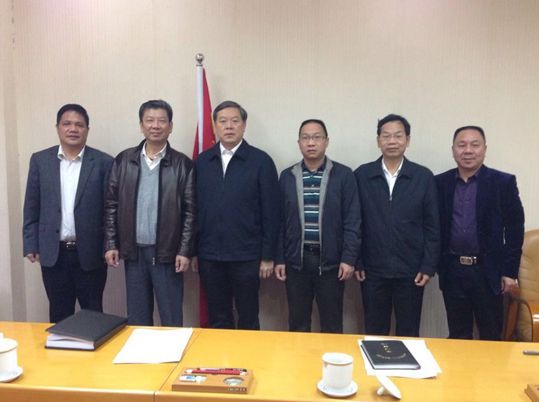 张秀隆副主席听取协会班子工作汇报